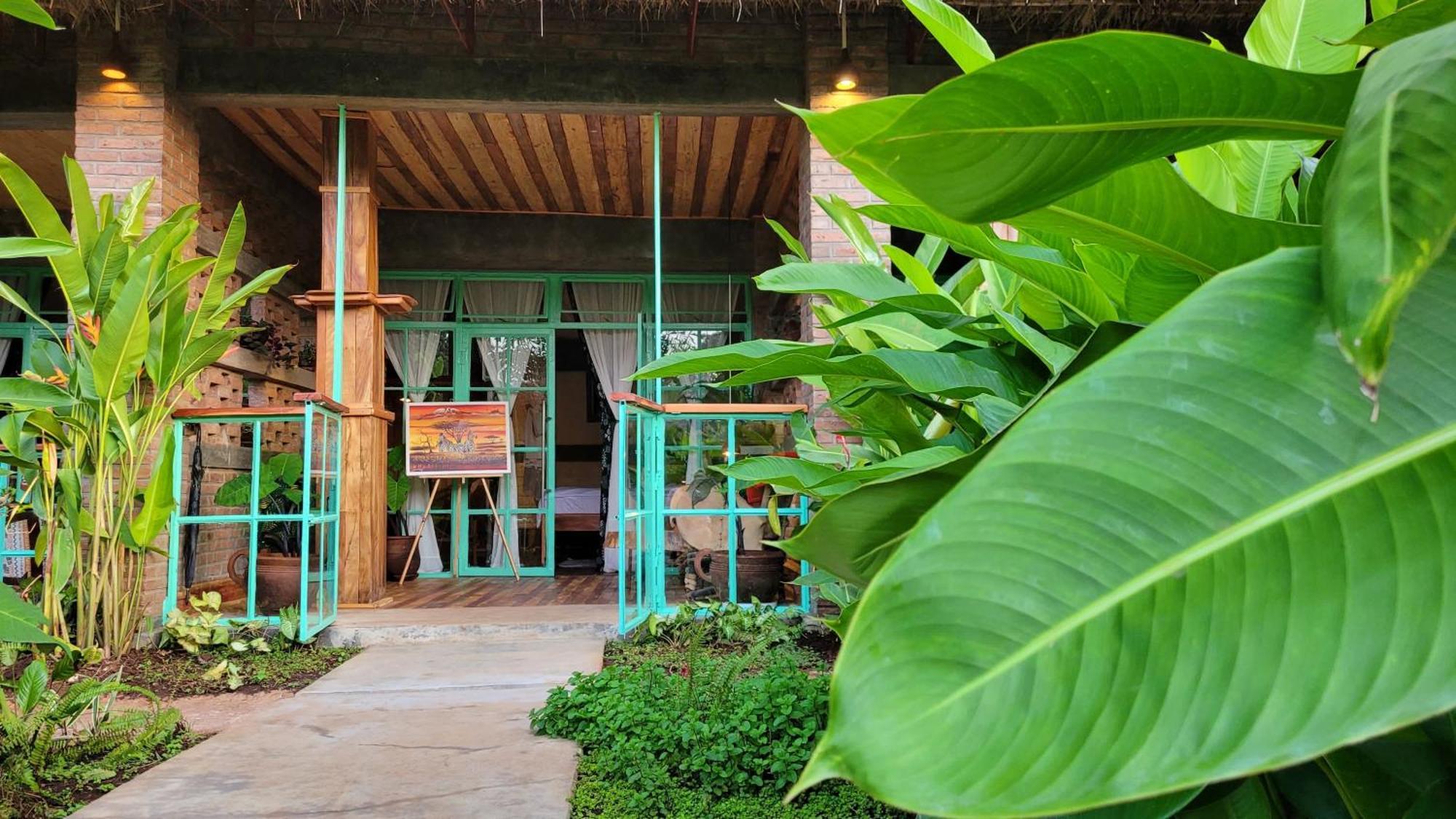 Mount Kilimanjaro 360 View Cottage Uru Exteriör bild