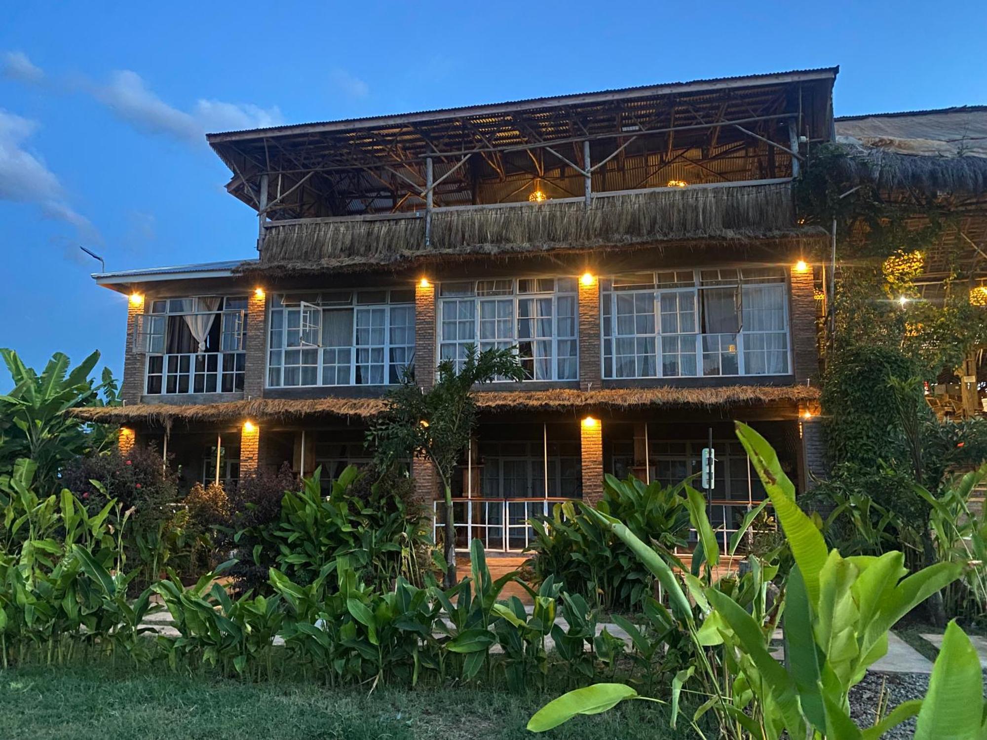 Mount Kilimanjaro 360 View Cottage Uru Exteriör bild