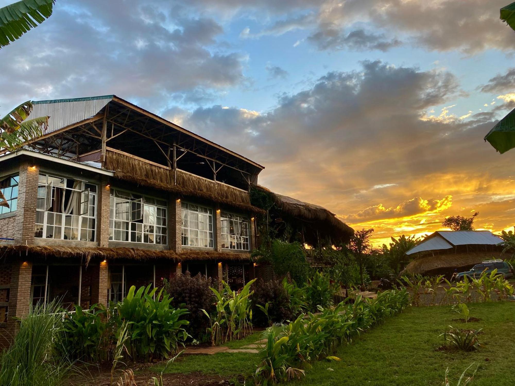 Mount Kilimanjaro 360 View Cottage Uru Exteriör bild