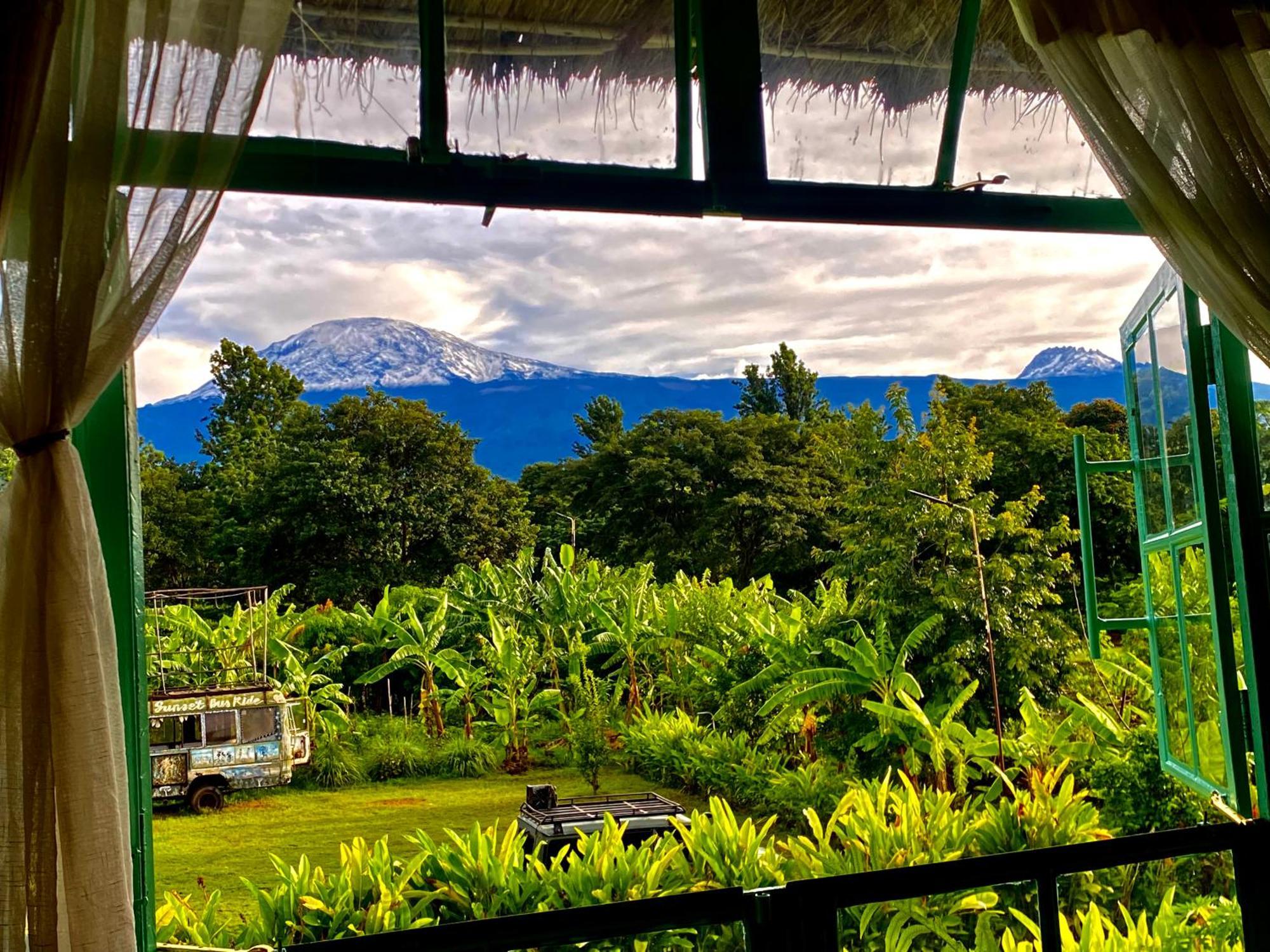 Mount Kilimanjaro 360 View Cottage Uru Exteriör bild