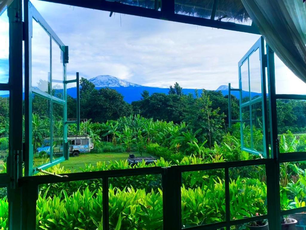 Mount Kilimanjaro 360 View Cottage Uru Exteriör bild