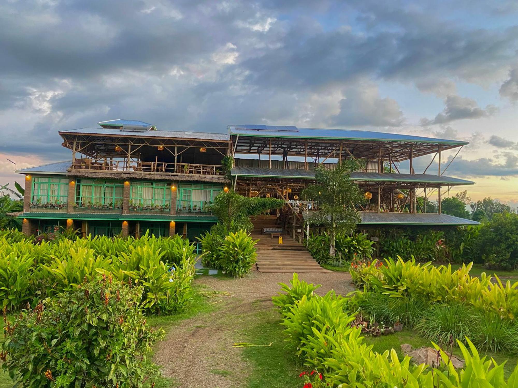 Mount Kilimanjaro 360 View Cottage Uru Exteriör bild